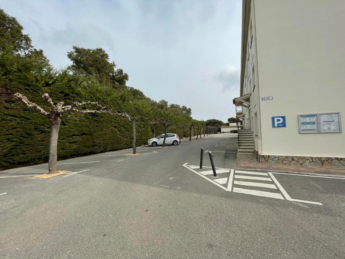 Apartament Amb Piscina I Aparcament - Baixos Amb Jardinet Calella De Palafrugell Buitenkant foto