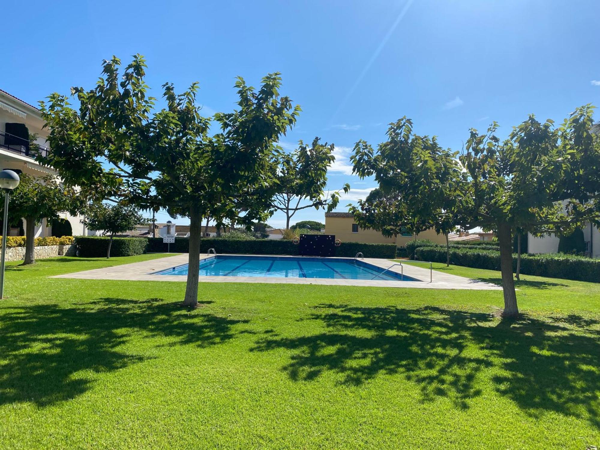Apartament Amb Piscina I Aparcament - Baixos Amb Jardinet Calella De Palafrugell Buitenkant foto